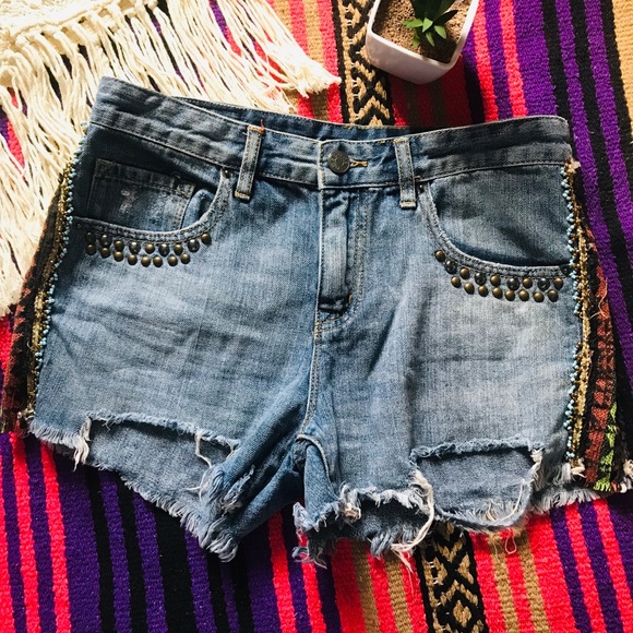 BDG Tribal Beaded Studded Destroyed Cut-Off Shorts - Picture 3 of 8